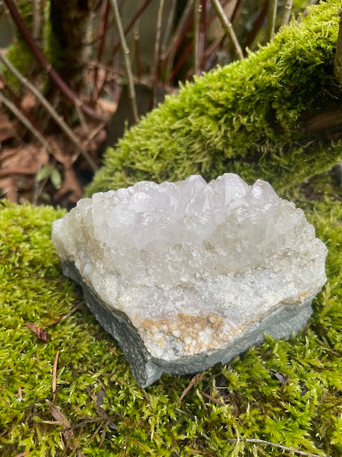 Quartz Crystal Plate w/ Large Sparkly Points